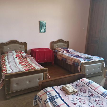 Cozy House Hotel Zugdidi Bagian luar foto