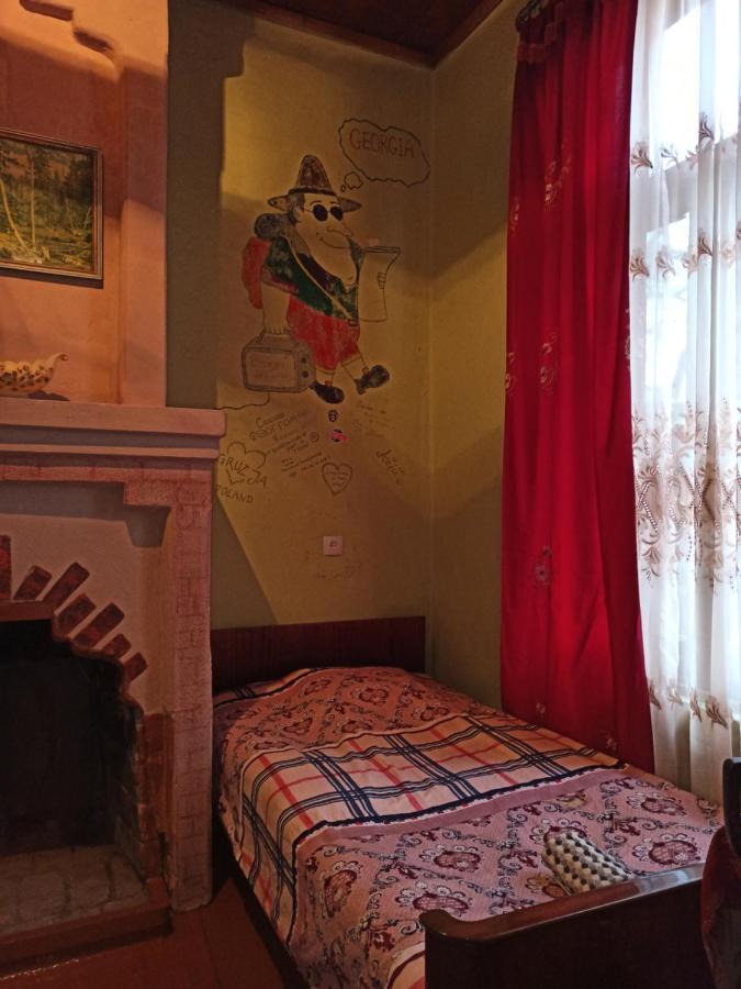 Cozy House Hotel Zugdidi Bagian luar foto