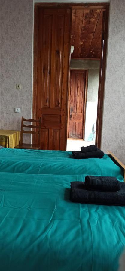 Cozy House Hotel Zugdidi Bagian luar foto