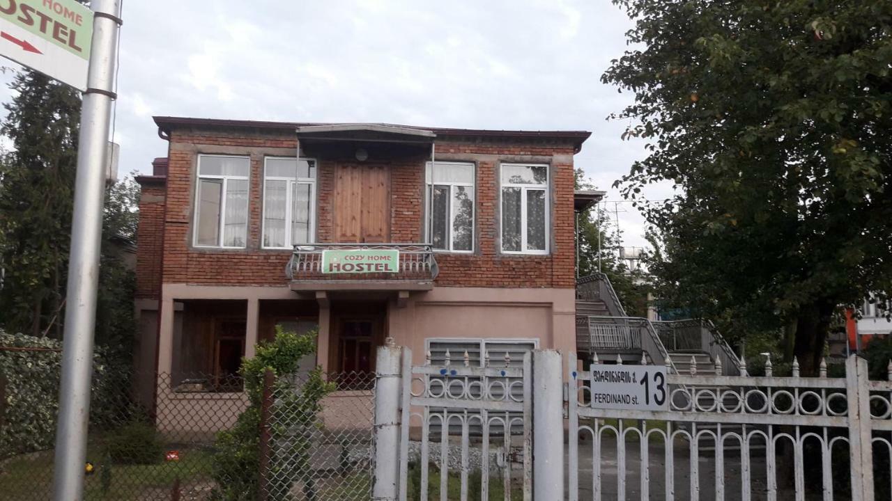 Cozy House Hotel Zugdidi Bagian luar foto